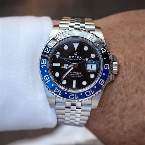 rolex gmt master 2 prezzo|rolex gmt master 2 batgirl.